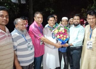 ফুলেল শুভেচ্ছায় সিক্ত বক্তারপুর ইউপি চেয়ারম্যান ফারুক gazipurnews