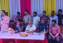কালীগঞ্জে ১০টিরও বেশি পূজামণ্ডপ পরিদর্শন ও অনুদান প্রদান করলেন একেএম ফজলুল হক মিলন